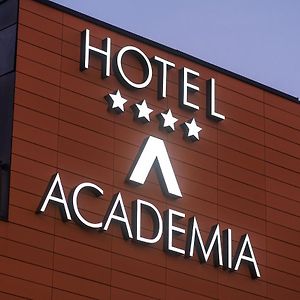 Hotel Academia